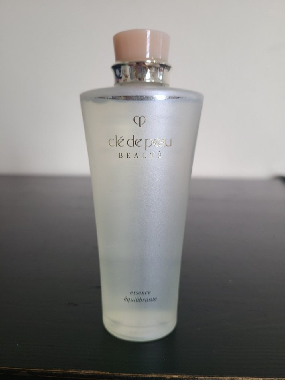 Cle de Peau Energizing Essence 2.5 oz / 75 ML
